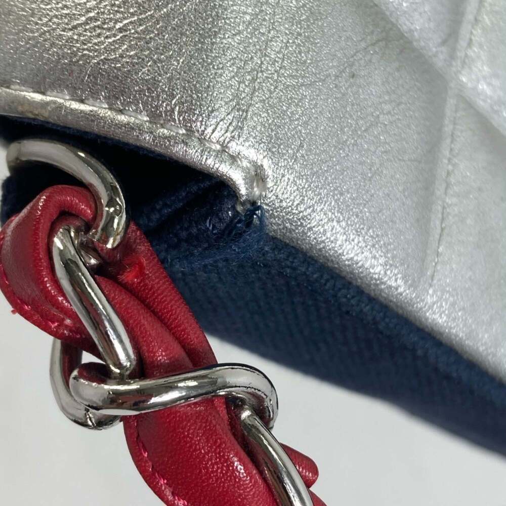 CHANEL Vintage Blue Shoulder Bag - Picture 13 of 15